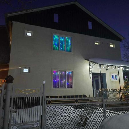 Guest House Vivaushba Bagvdanari エクステリア 写真